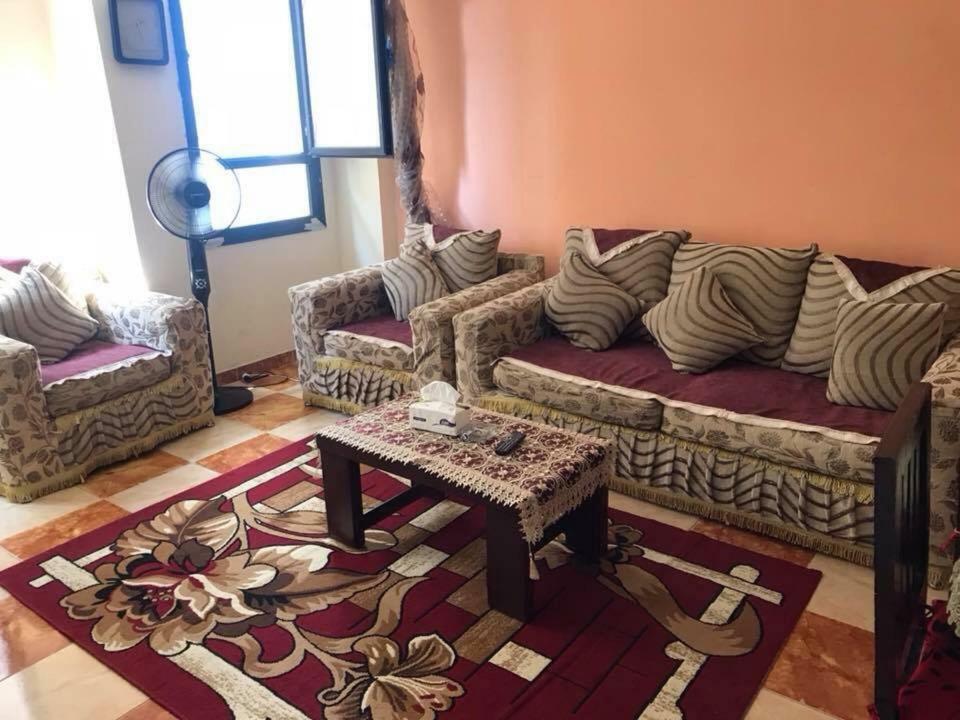 Cozy New 2 Bd Amazing Beach View Next To Hilton Hotel Family Only !العائلات فقط Alejandría Exterior foto